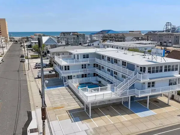 2001 Surf Avenue