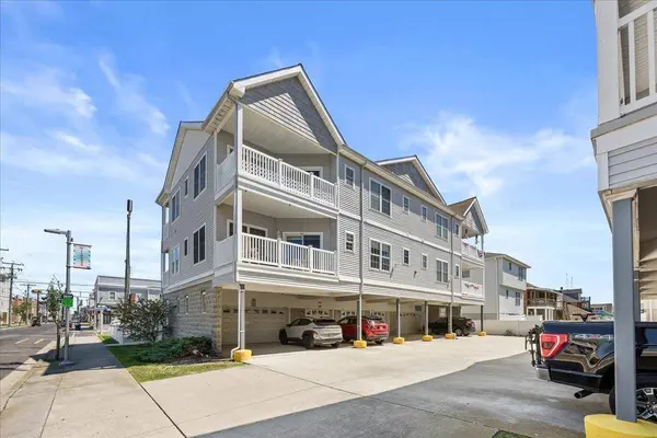 200 E Youngs Avenue, Wildwood, NJ 08260