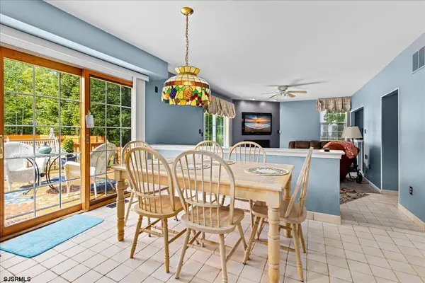 7 Mahogany Ct, Galloway Township, NJ 08205