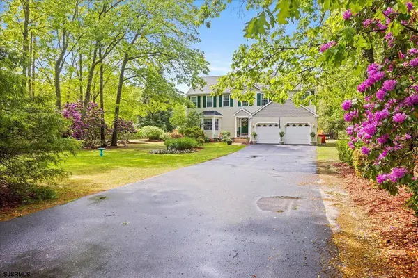 7 Mahogany Ct, Galloway Township, NJ 08205