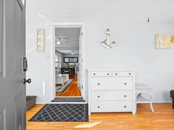 332 W Andrews Avenue, Wildwood, NJ 08260