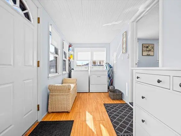 332 W Andrews Avenue, Wildwood, NJ 08260