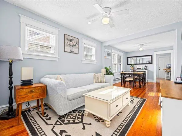 332 W Andrews Avenue, Wildwood, NJ 08260