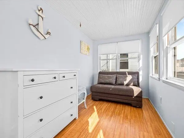 332 W Andrews Avenue, Wildwood, NJ 08260