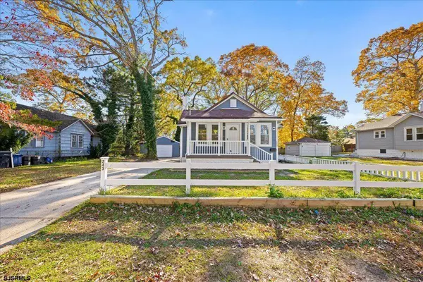 243 Pennsylvania Ave, Absecon, NJ 08201