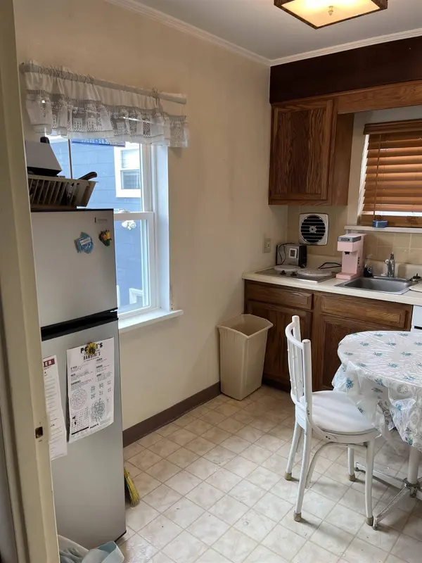 253 E Davis Avenue, Wildwood, NJ 08260