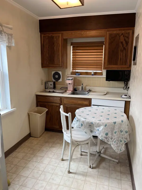 253 E Davis Avenue, Wildwood, NJ 08260