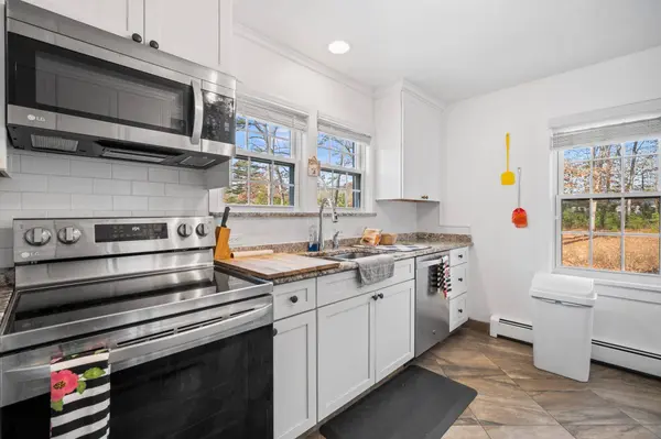 3026 Spruce Ave Ave, Egg Harbor Township, NJ 08234