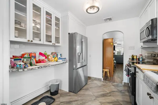 3026 Spruce Ave Ave, Egg Harbor Township, NJ 08234