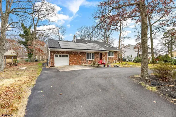 34 N Mount Airy Ave, Egg Harbor Township, NJ 08234