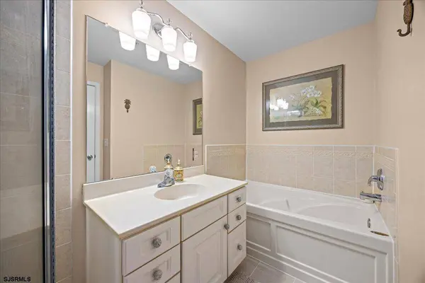 1 Bayside #1, Somers Point, NJ 08244