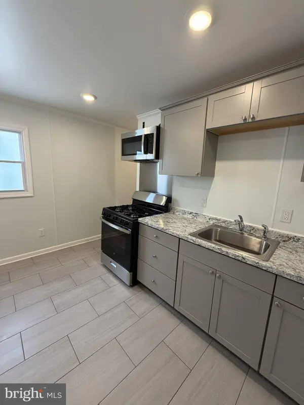 1262 S BROAD ST, Trenton, NJ 08610