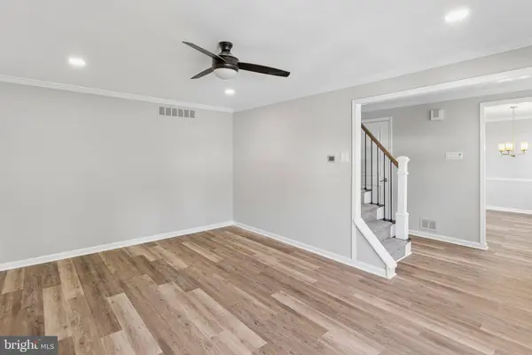 314 PLANTATION DR, Cinnaminson, NJ 08077