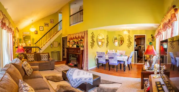 19 Pritchard Ln, Sicklerville, NJ 08081-2013