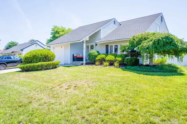 19 Pritchard Ln, Sicklerville, NJ 08081-2013