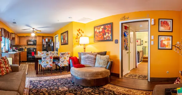 19 Pritchard Ln, Sicklerville, NJ 08081-2013