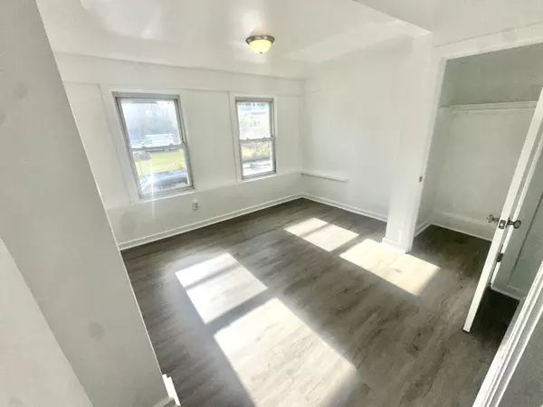 Trenton, NJ 08618-3820,26 Cavell Ave #1