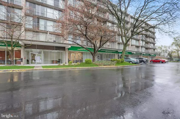 18 PLAYA DEL SOL, Cherry Hill, NJ 08002