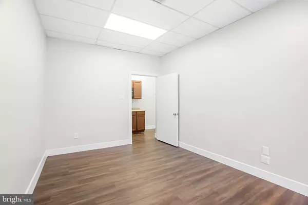 20 PLAYA DEL SOL, Cherry Hill, NJ 08002