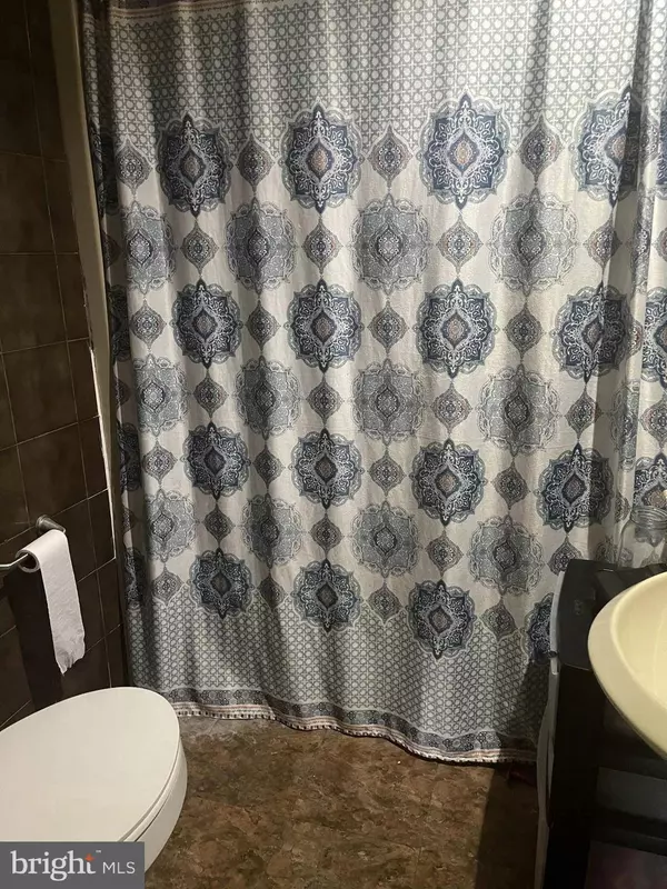 605 LONG BEACH BLVD, Ship Bottom, NJ 08008