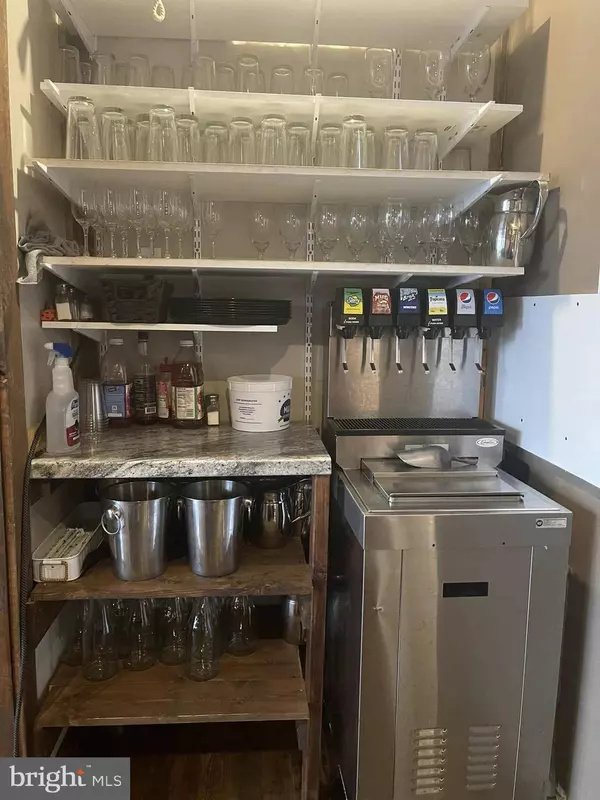 605 LONG BEACH BLVD, Ship Bottom, NJ 08008