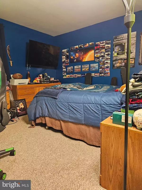 311 BYRON CT, Sicklerville, NJ 08081