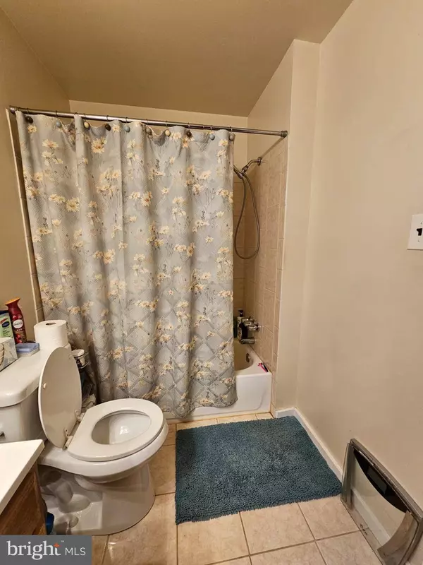 311 BYRON CT, Sicklerville, NJ 08081