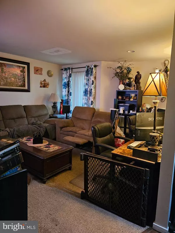 311 BYRON CT, Sicklerville, NJ 08081