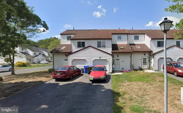 14 CINNAMON DR, Lumberton, NJ 08048