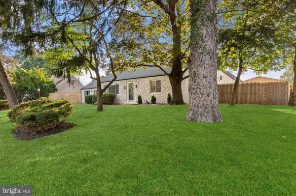 114 LEONARD AVE, Hamilton, NJ 08610