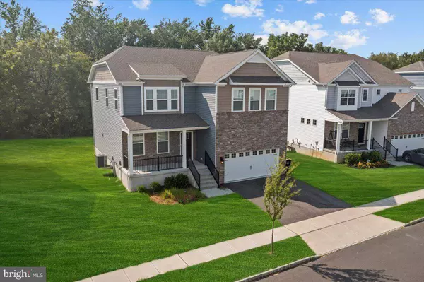 39 WESTMONT DR, Medford, NJ 08055