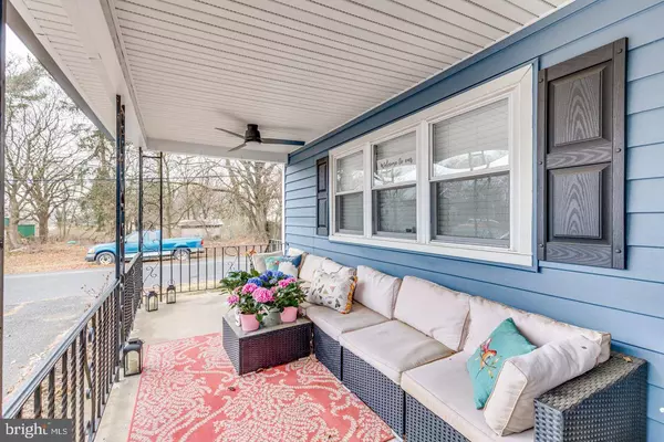 20 MAPLE AVE, Williamstown, NJ 08094