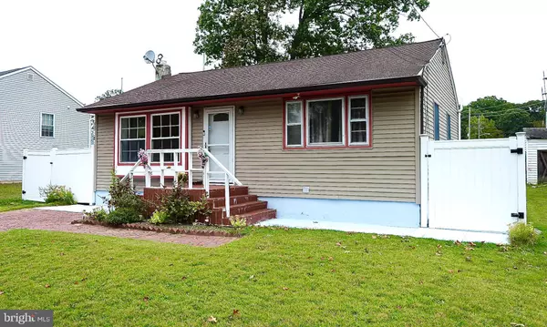 87 OAK AVE, Blackwood, NJ 08012