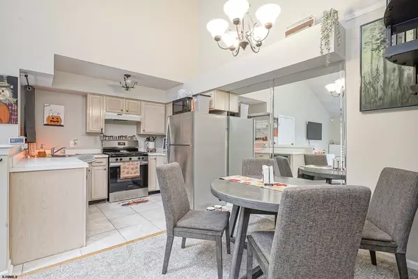 1215 Tristram Cir, Mantua Township, NJ 08051