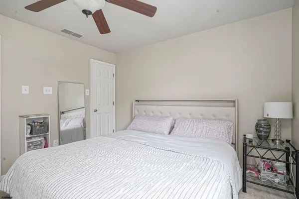1215 Tristram Cir #1215, Mantua Township, NJ 08051