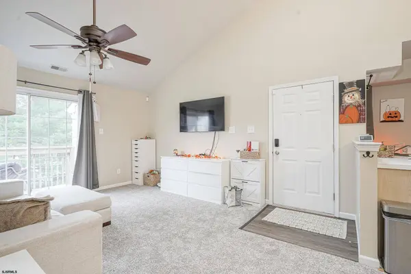 1215 Tristram Cir #1215, Mantua Township, NJ 08051