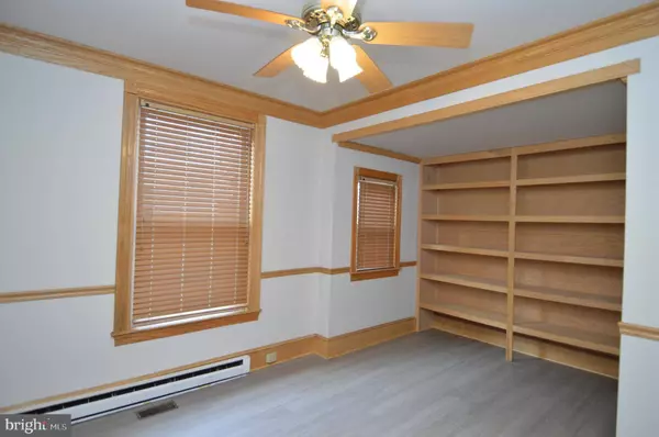 48-50 NEWTON AVE, Woodbury, NJ 08096