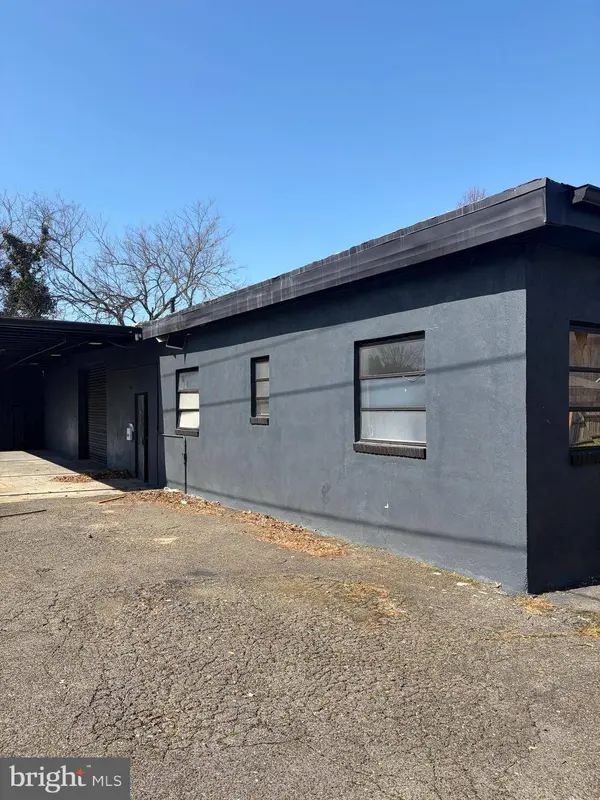 62 SUBURBAN BLVD, Delran, NJ 08075