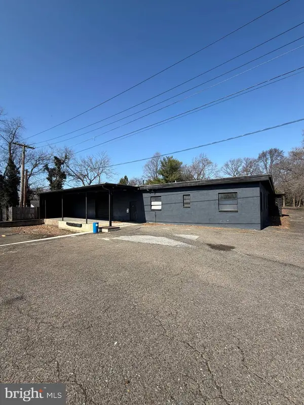 62 SUBURBAN BLVD, Delran, NJ 08075