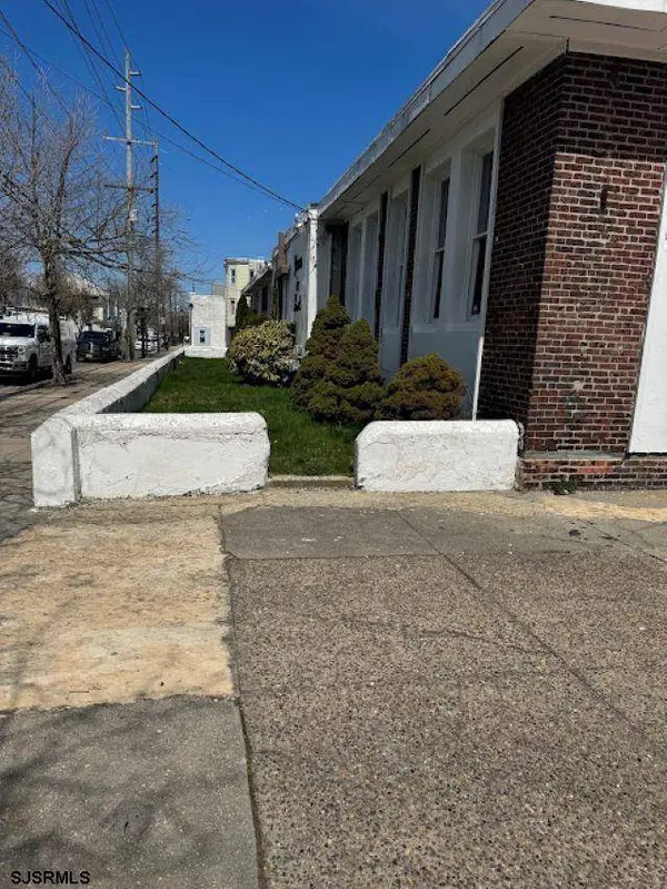 615 N Ohio Ave, Atlantic City, NJ 08401