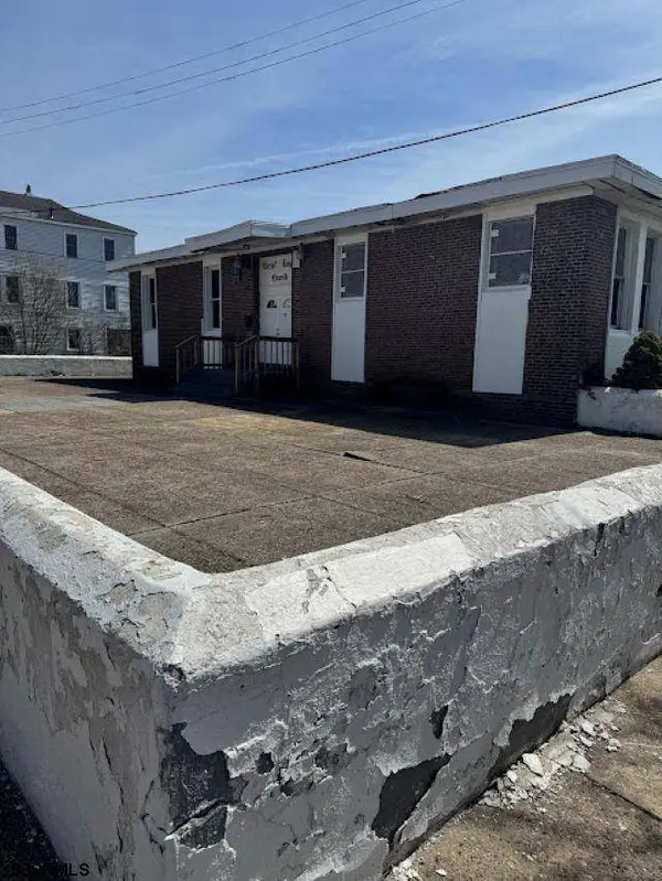 615 N Ohio Ave, Atlantic City, NJ 08401