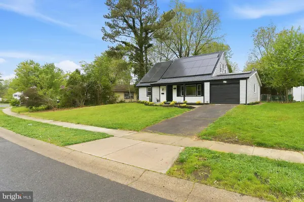 76 EVERGREEN DR, Willingboro, NJ 08046