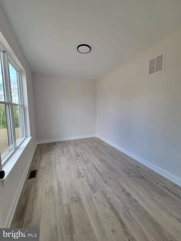 103 HEATHERWOOD DR, Vineland, NJ 08360