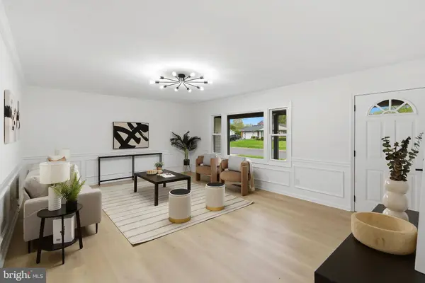 76 EVERGREEN DR, Willingboro, NJ 08046