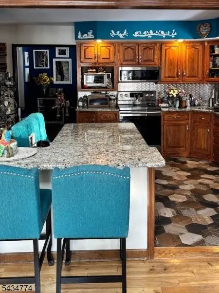 11 Rippling Brook Dr, Vernon Twp., NJ 07422