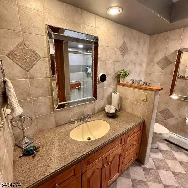 11 Rippling Brook Dr, Vernon Twp., NJ 07422