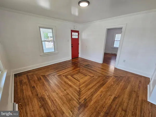 13 E GRIFFITH ST, Penns Grove, NJ 08069