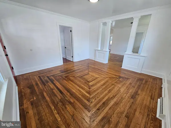 13 E GRIFFITH ST, Penns Grove, NJ 08069