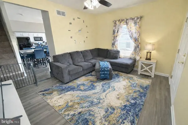 9 N 4TH ST, Millville, NJ 08332