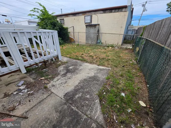 155 W HAND AVE, Wildwood, NJ 08260
